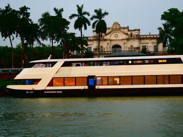 Alakhnanda Cruise Varanasi