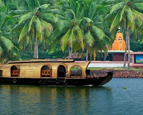 Kerala Backwater Cruise